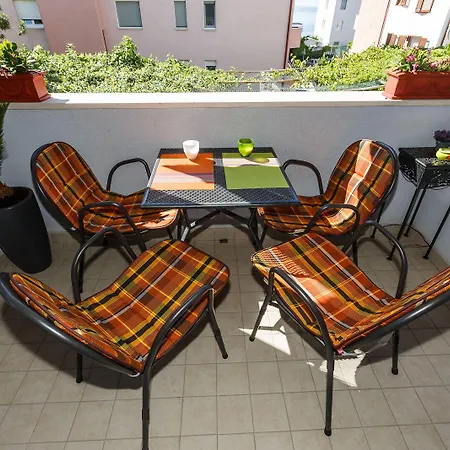 Zenta Apartman *