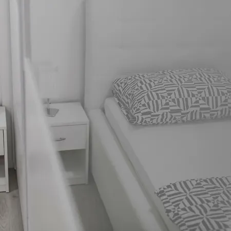 Zenta Apartman *