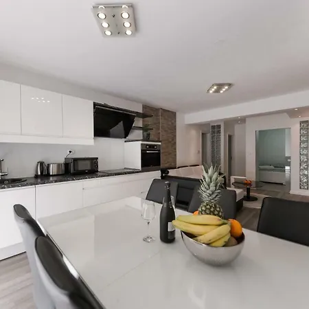 Apartman Zenta *