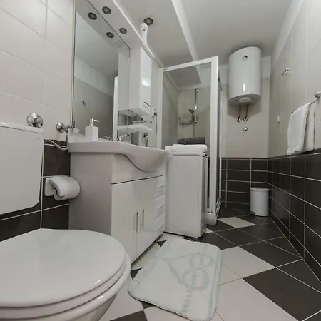 Zenta Apartman *