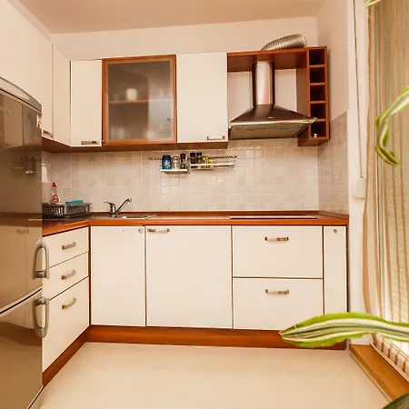 Zenta Apartment Split